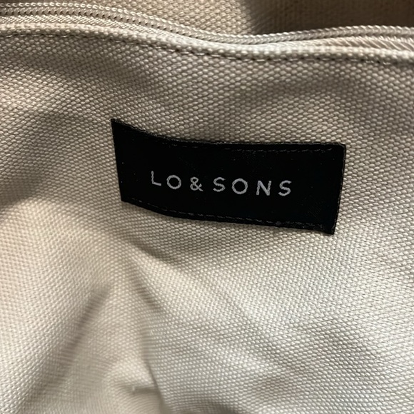 Lo & Sons Catalina Deluxe Tote - Picture 9 of 12